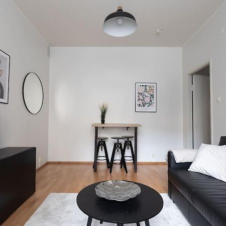 Kodikas Huoneisto Helsingin Keskustassa Appartement Helsinki Buitenkant foto